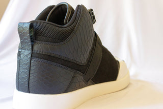 Wolf Paw V1 - Snek Black - Shoes - V - ART